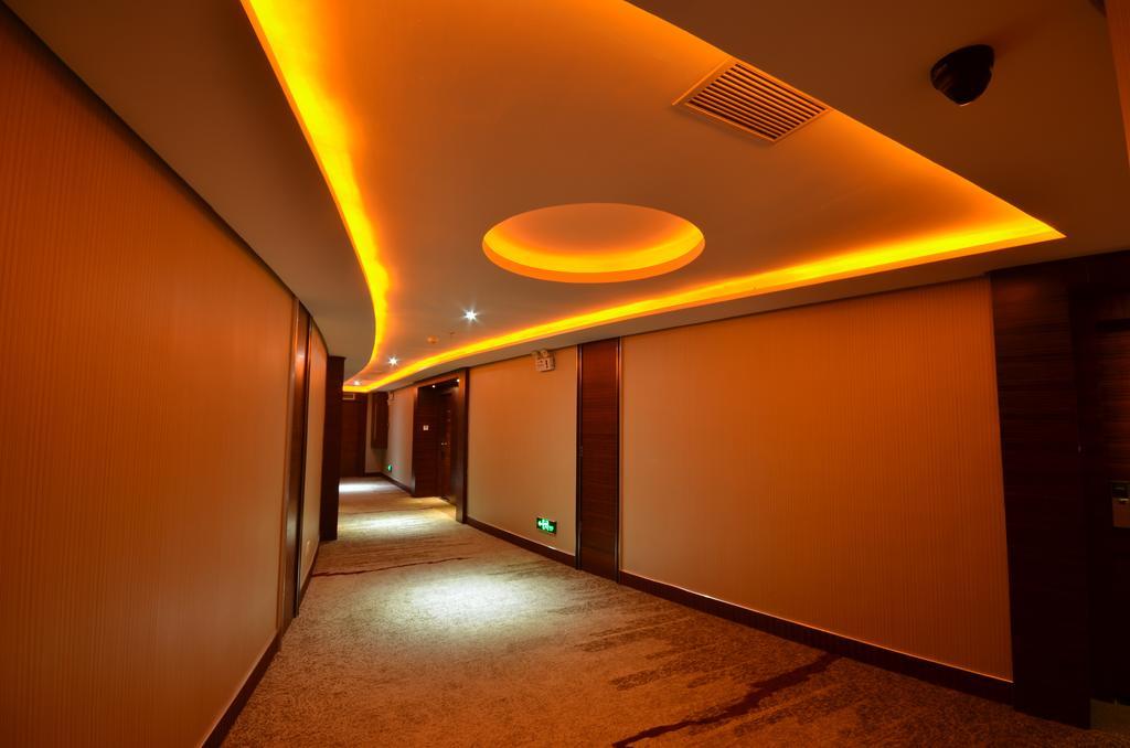 Huangma Holiday Hotel Haikou  Exterior foto