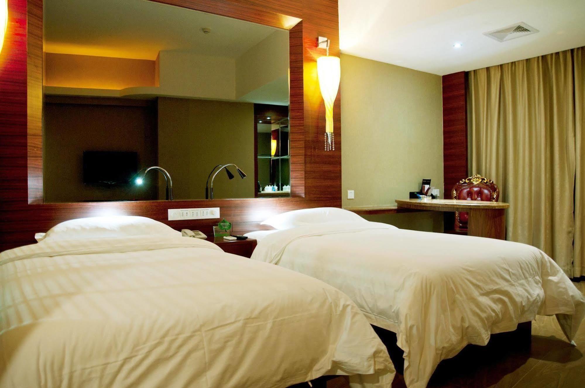 Huangma Holiday Hotel Haikou  Exterior foto